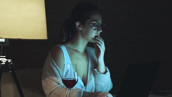 Негр трахает писательницу в анал