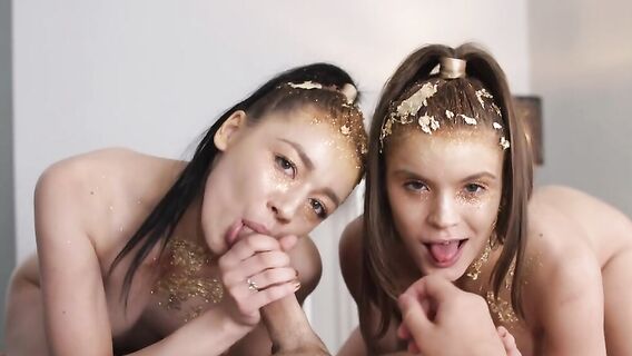 Русский жмж секс двух красивых моделей с художником